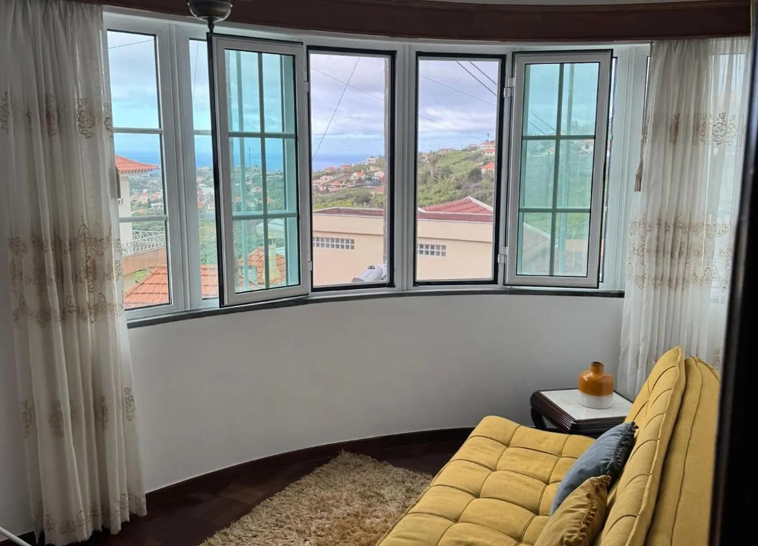 Casa 212 Villa Ponta do Sol  Holiday home